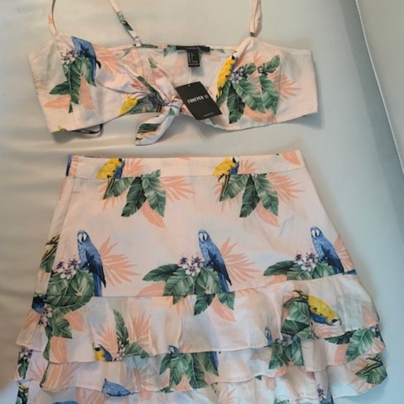 Forever 21 Skirt Set with Top - Pink/Blue Parrots - Picture 1 of 3